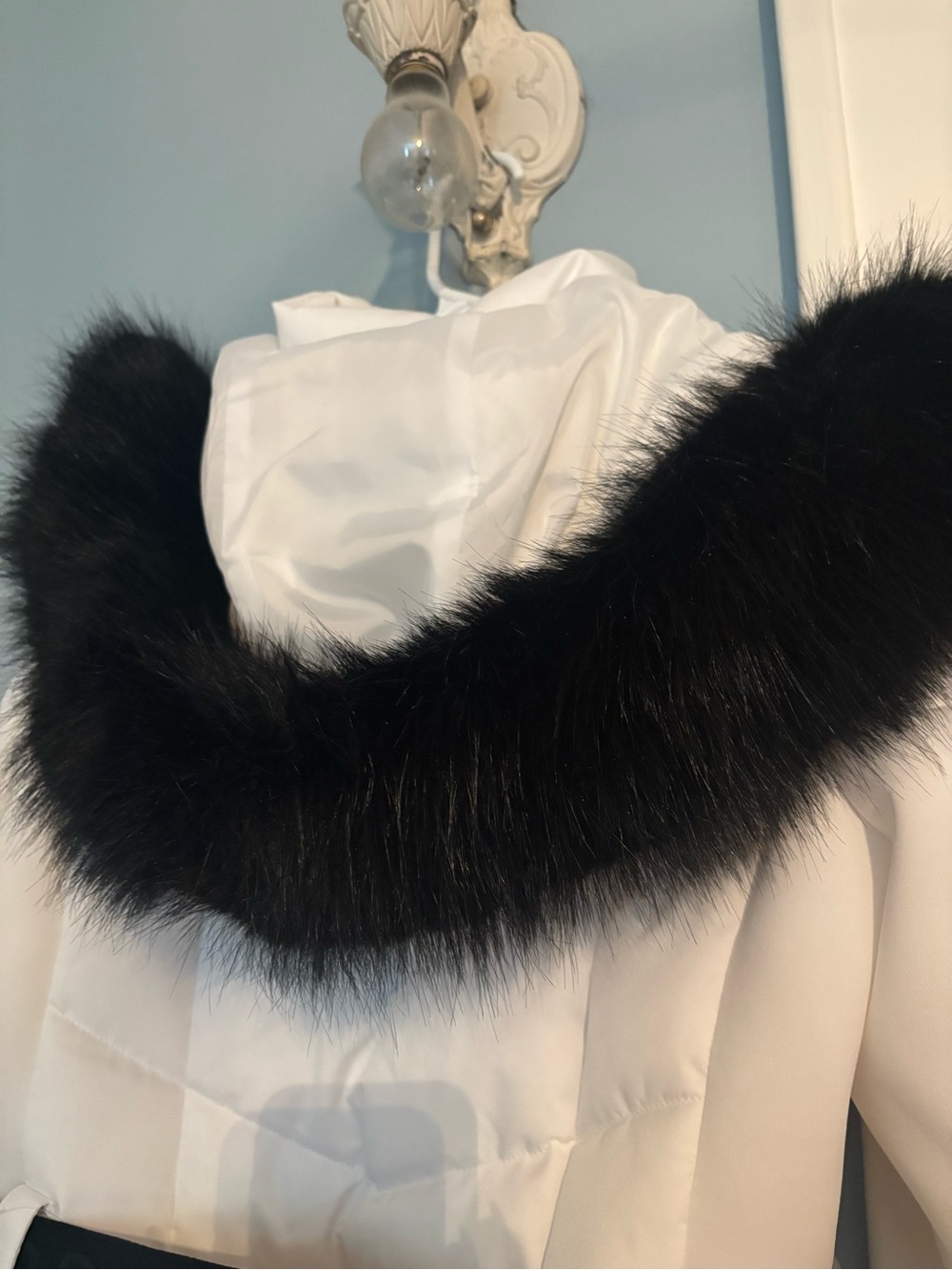 NWT Michael Kors White Belted Puffer Coat with Fur-Trim Hood sz S - Picture 10 of 14